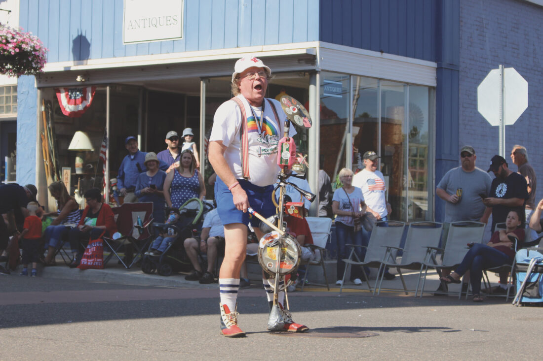 Getting goofy | News, Sports, Jobs - The Mining Journal - Vimarsana News